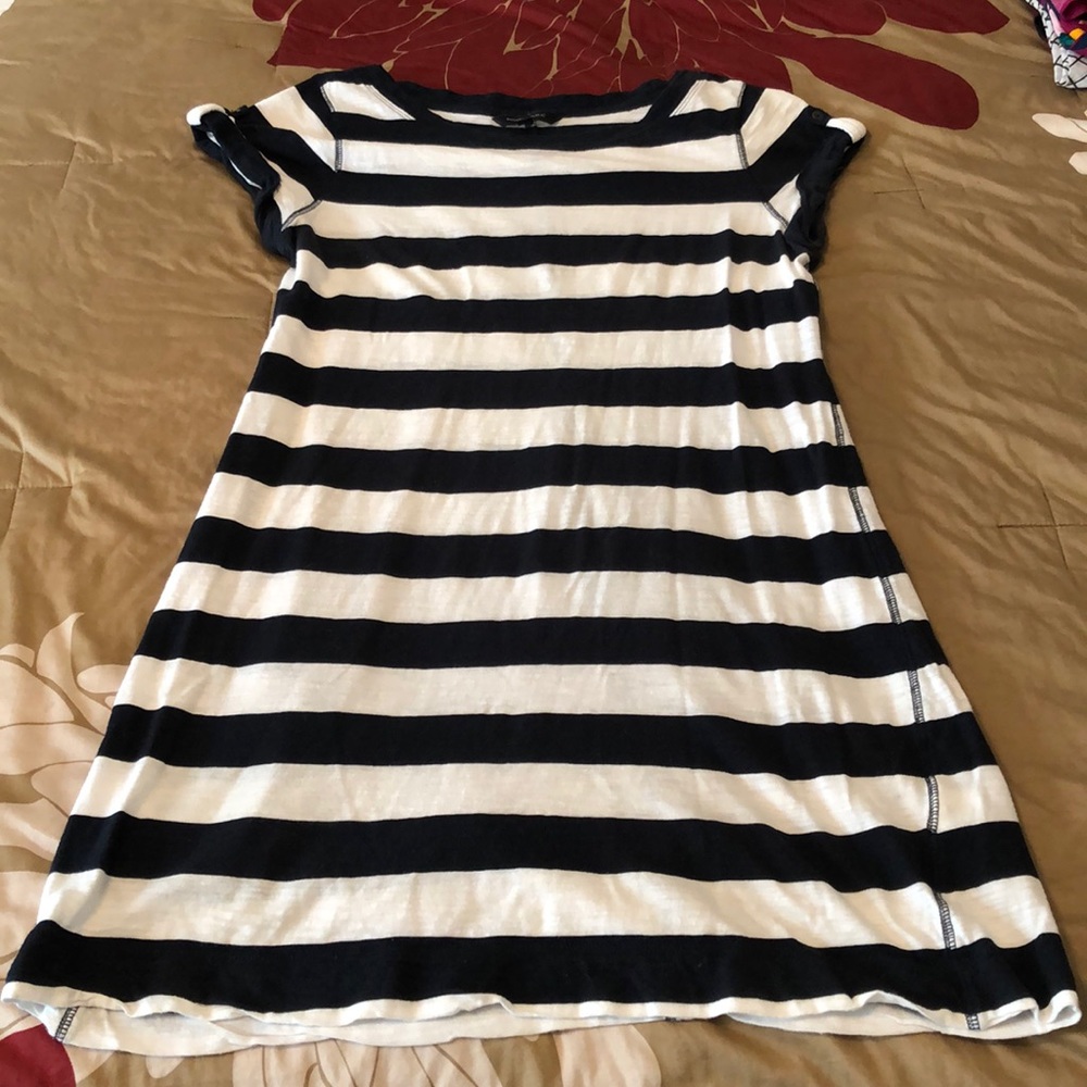 Banana Republic T-shirt dress